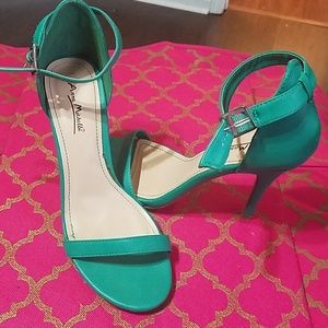 Sexy teal green shoes size 9 inches 4